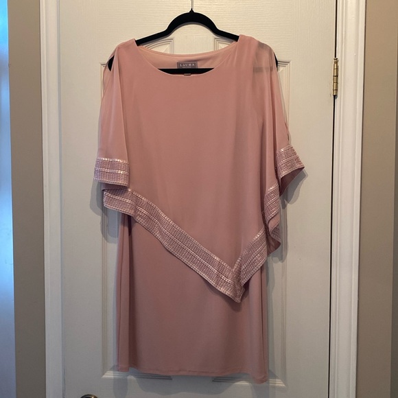 Laura Poncho Dress. - Picture 1 of 6
